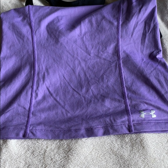 Under armour tank top with sports bra - Picture 2 of 3